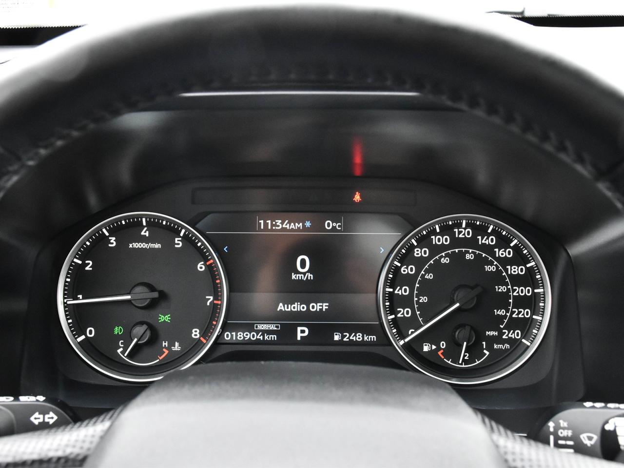 2024 Mitsubishi Outlander AWD Heated Seats Rear Camera Bluetooth Pano roof Photo