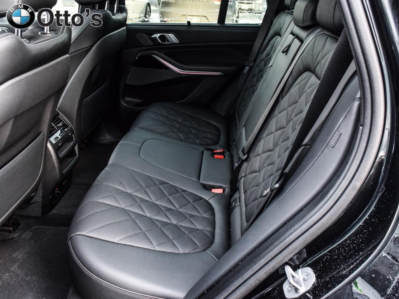 2024 BMW X5 xDrive40i Premium Essential Package Advanced Drivi Photo