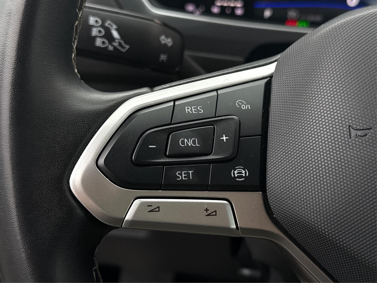 2024 Volkswagen Tiguan AWD HEATED SEATS MINT WE FINANCE ALL CREDIT! Photo