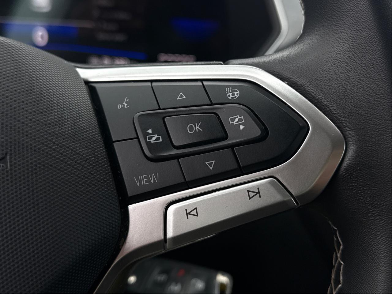 2024 Volkswagen Tiguan AWD HEATED SEATS MINT WE FINANCE ALL CREDIT! Photo