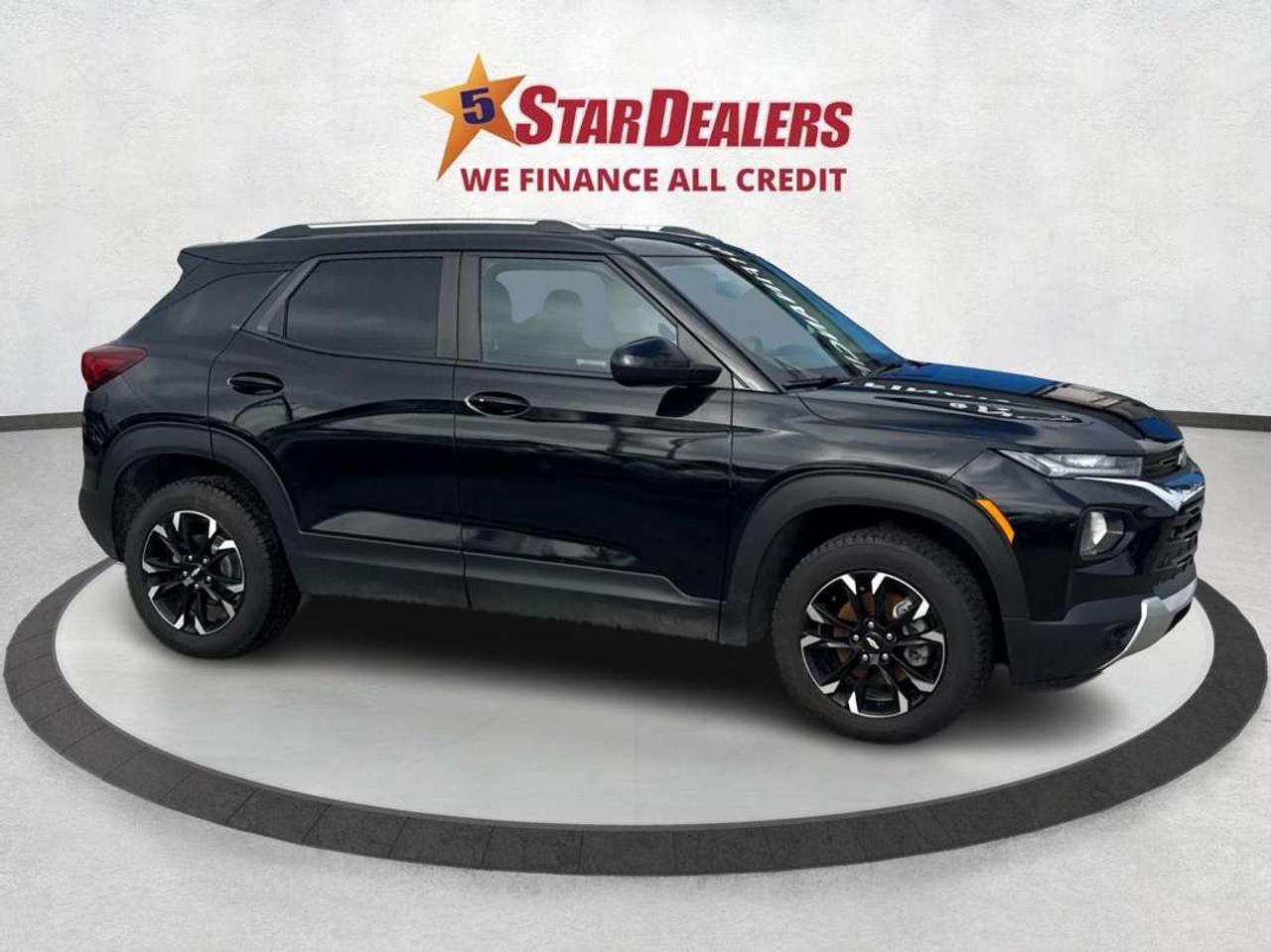 2023 Chevrolet TrailBlazer AWD LEATHER HEATED SEATS WE FINANCE ALL CREDIT! Photo