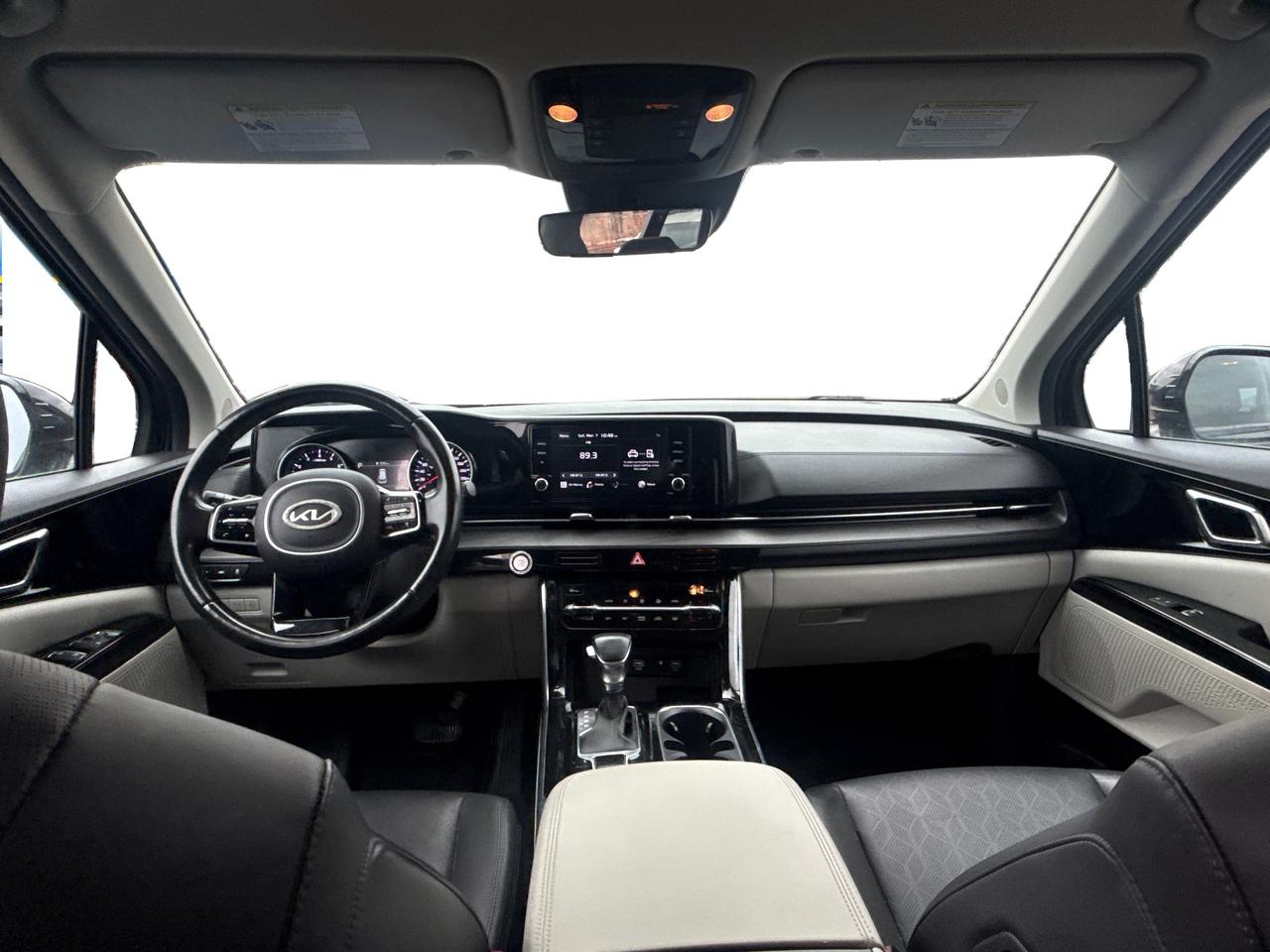 2022 Kia Carnival NAV LEATHER HEATED SEATS! WE FINANCE ALL CREDIT! Photo