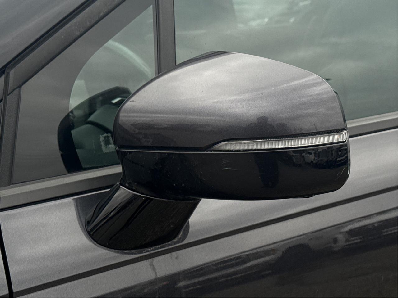 2022 Kia Carnival NAV LEATHER HEATED SEATS! WE FINANCE ALL CREDIT! Photo