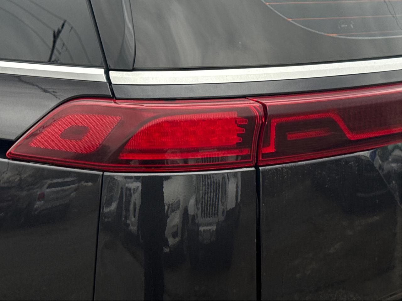 2022 Kia Carnival NAV LEATHER HEATED SEATS! WE FINANCE ALL CREDIT! Photo