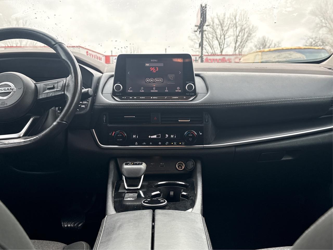 2021 Nissan Rogue AWD HEATED SEATS MUST SEE WE FINANCE ALL CREDIT Photo