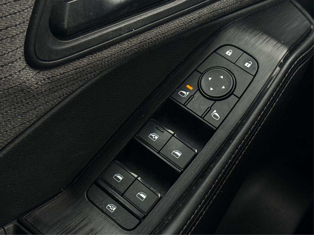 2021 Nissan Rogue AWD HEATED SEATS MUST SEE WE FINANCE ALL CREDIT Photo