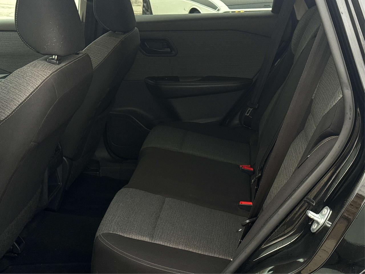 2021 Nissan Rogue AWD HEATED SEATS MUST SEE WE FINANCE ALL CREDIT Photo