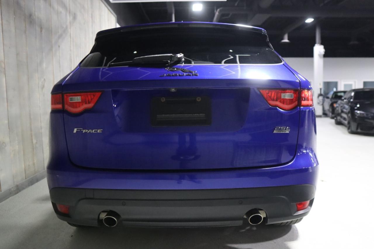 2018 Jaguar F-PACE 2.5T R-SPORT  TWO-TONE INTERIOR Photo