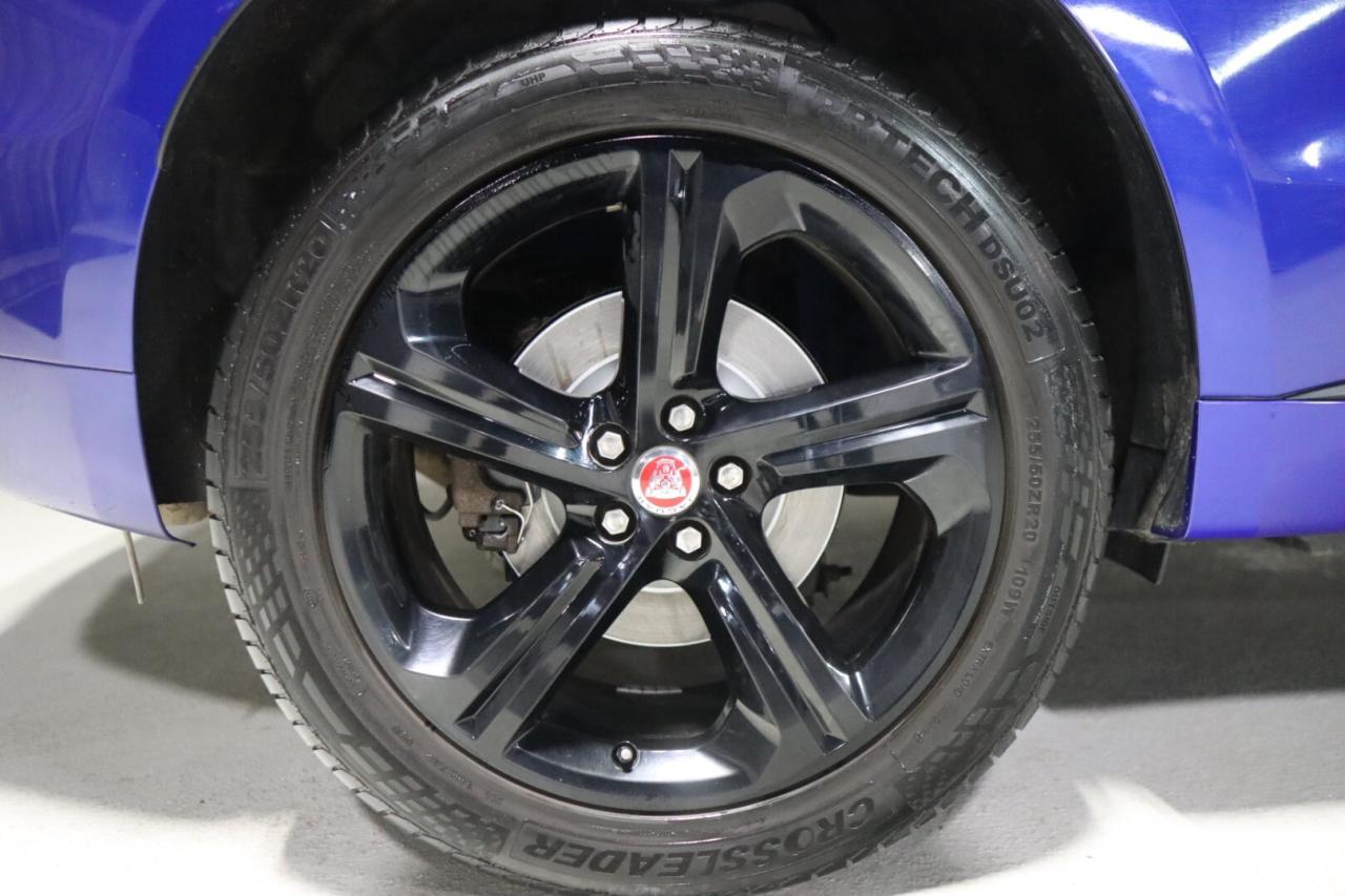 2018 Jaguar F-PACE 2.5T R-SPORT  TWO-TONE INTERIOR Photo