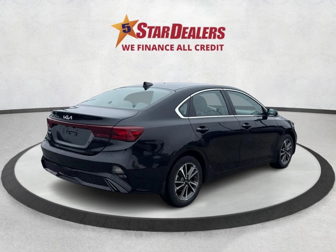 2023 Kia Forte HEATED SEATS CLEAN MUST SEE WE FINANCE ALL CREDIT Photo