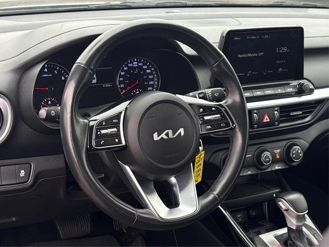 2023 Kia Forte HEATED SEATS CLEAN MUST SEE WE FINANCE ALL CREDIT Photo