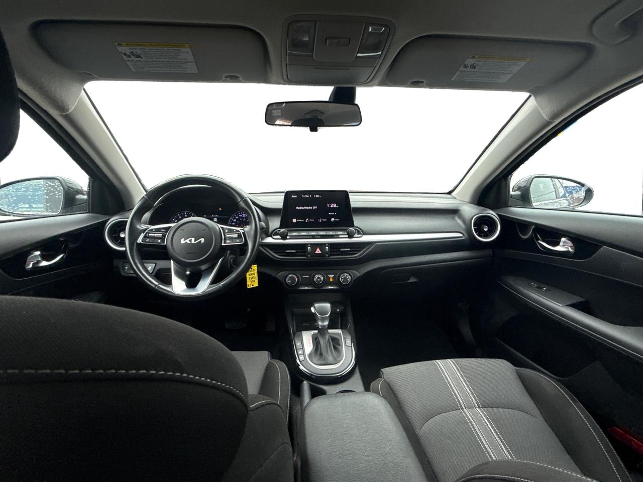 2023 Kia Forte HEATED SEATS CLEAN MUST SEE WE FINANCE ALL CREDIT Photo