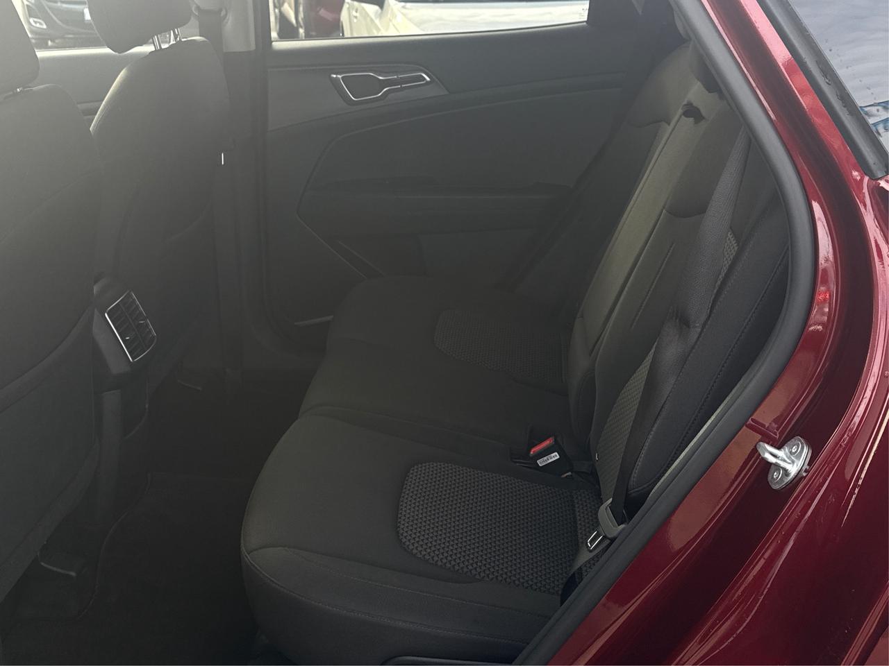 2023 Kia Sportage LX AWD HEATED SEATS LOADED! WE FINANCE ALL CREDIT! Photo