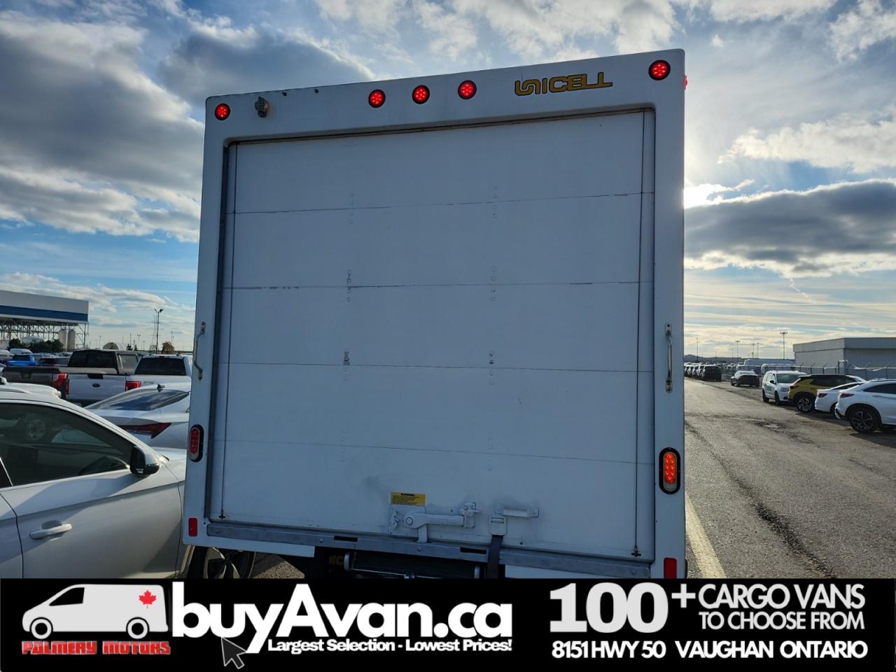 2021 Ford E-Series E-450 16FT Box Cube Gas Photo