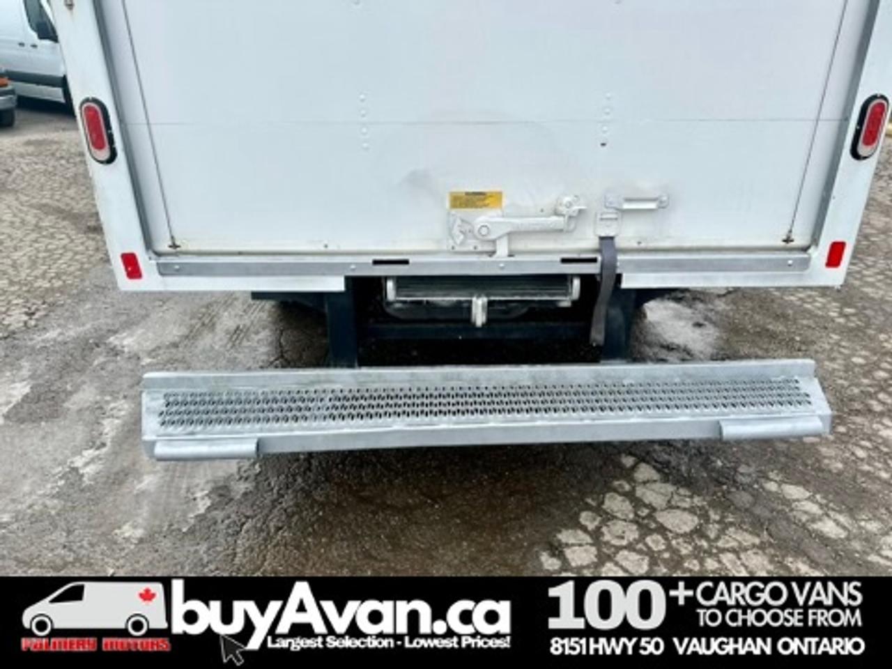 2021 Ford Econoline E-450 16FT Box Cube Gas Photo