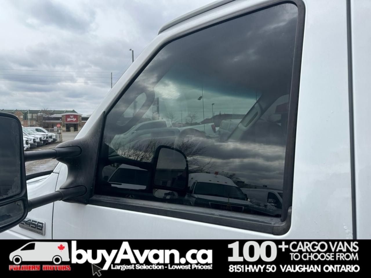 2021 Ford Econoline E-450 16FT Box Cube Gas Photo