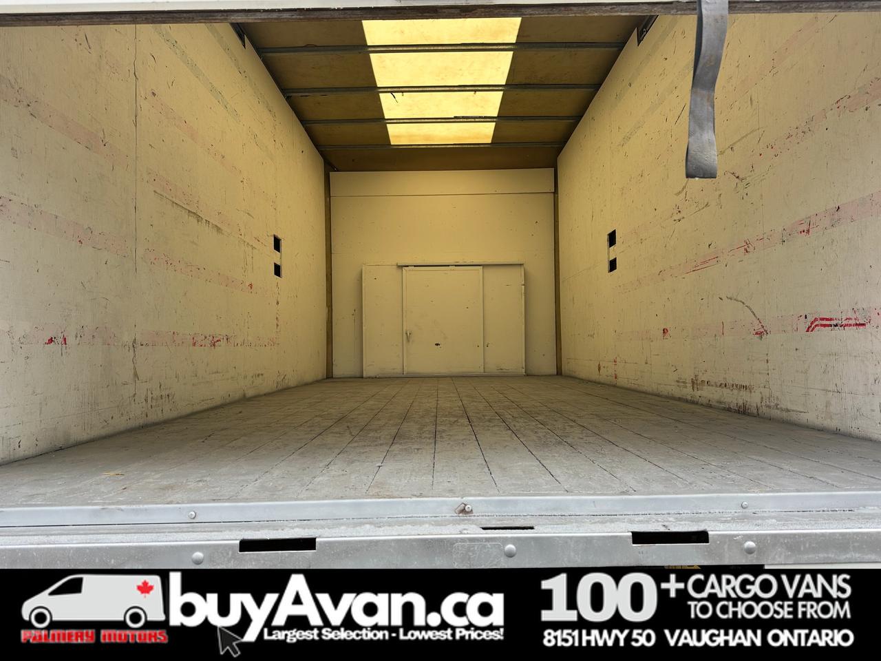 2021 Ford Econoline E-450 16FT Box Cube Gas Photo