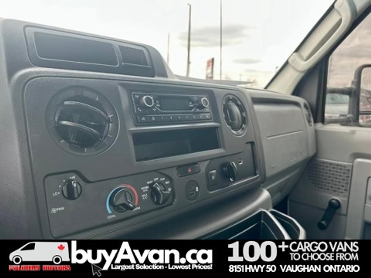 2021 Ford Econoline E-450 16FT Box Cube Gas Photo