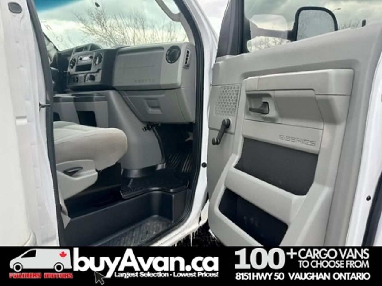 2021 Ford Econoline E-450 16FT Box Cube Gas Photo