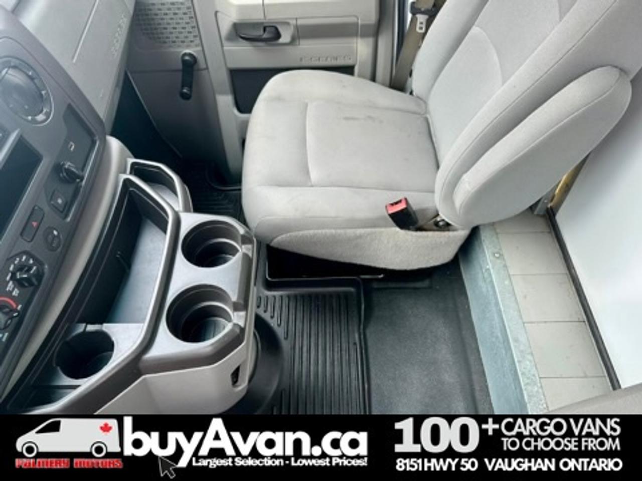 2021 Ford Econoline E-450 16FT Box Cube Gas Photo