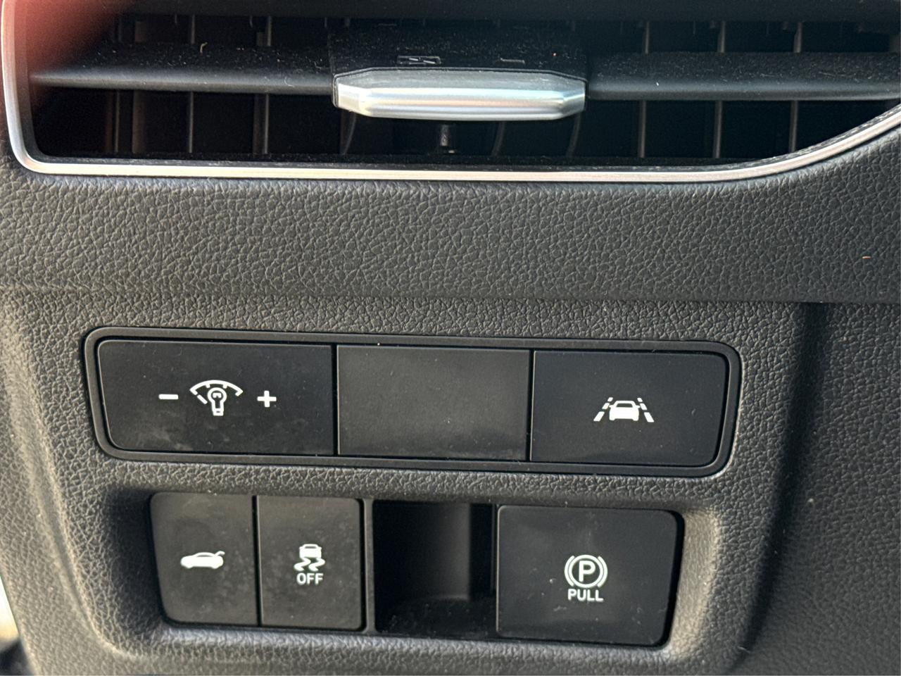 2020 Hyundai Sonata HEATED SEATS CLEAN MUST SEE WE FINANCE ALL CREDIT Photo