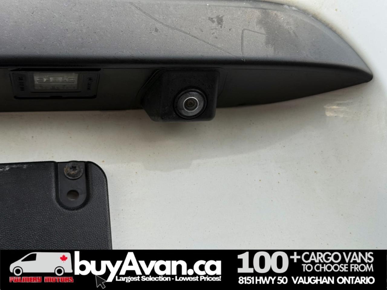 2020 Mercedes-Benz Metris Passenger Van Cargo Van + Divider Photo