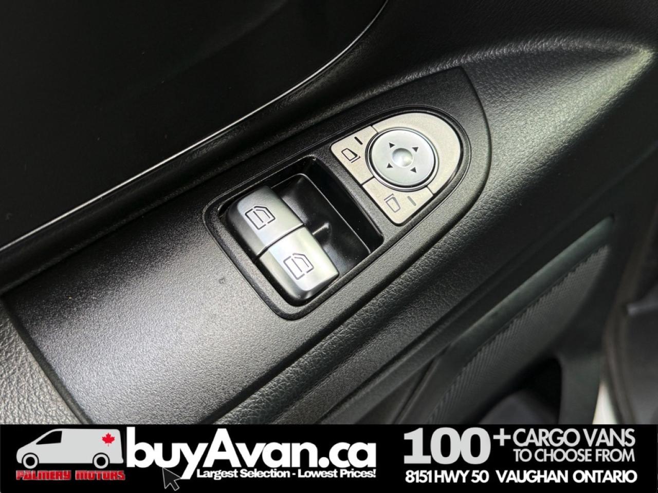 2020 Mercedes-Benz Metris Passenger Van Cargo Van + Divider Photo