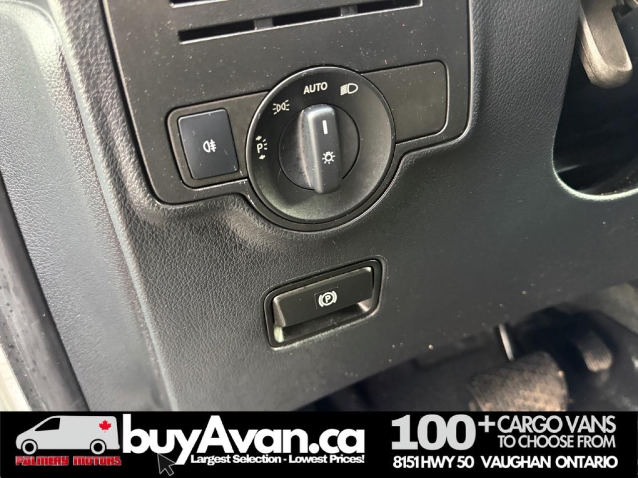 2020 Mercedes-Benz Metris Passenger Van Cargo Van + Divider Photo