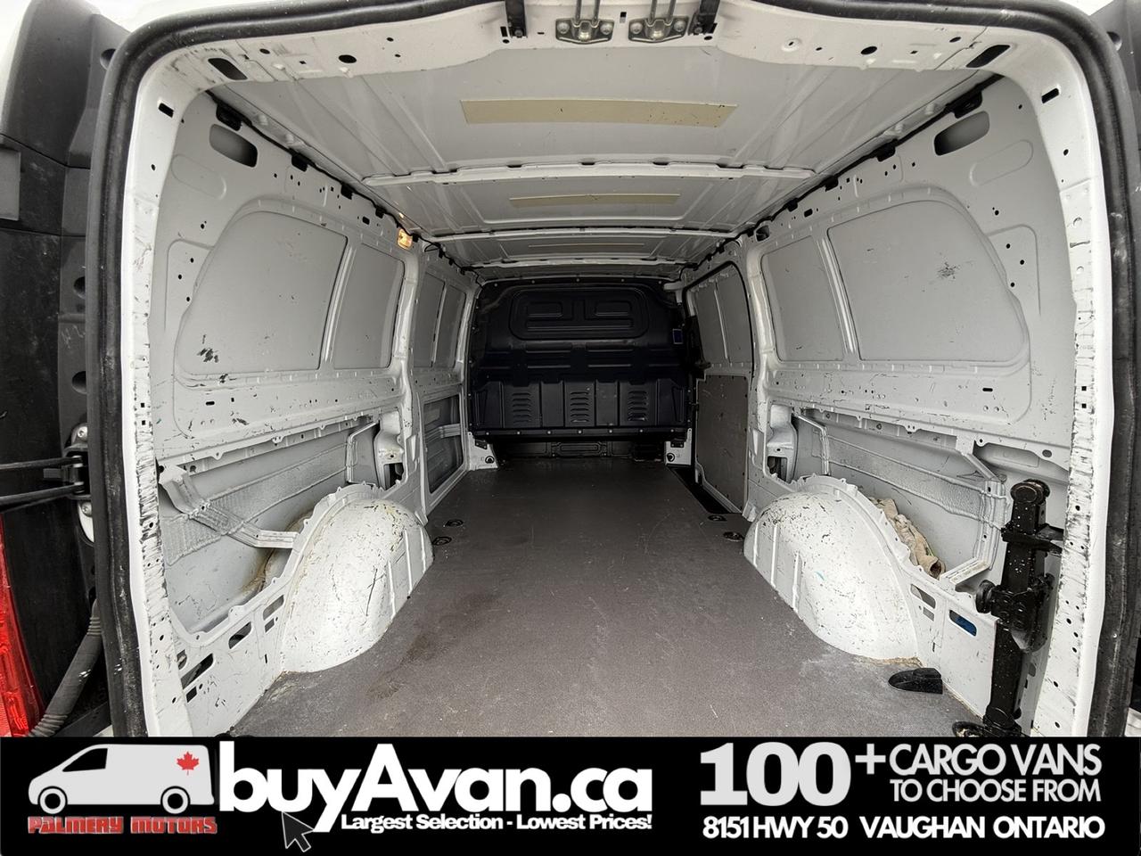 2020 Mercedes-Benz Metris Passenger Van Cargo Van + Divider Photo