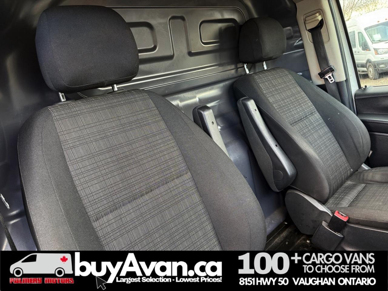 2020 Mercedes-Benz Metris Passenger Van Cargo Van + Divider Photo