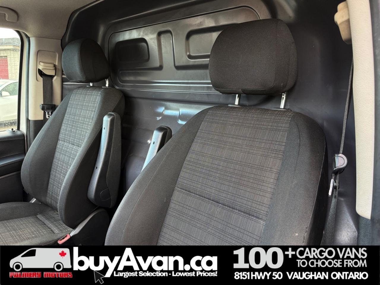 2020 Mercedes-Benz Metris Passenger Van Cargo Van + Divider Photo