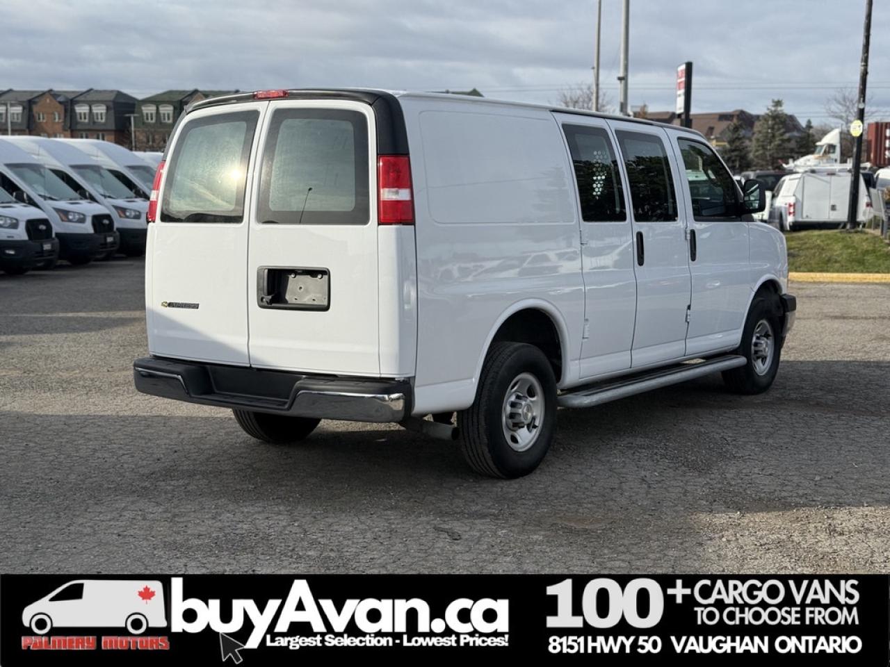 2024 GMC Savana Cargo Van 2500 + Divider Photo