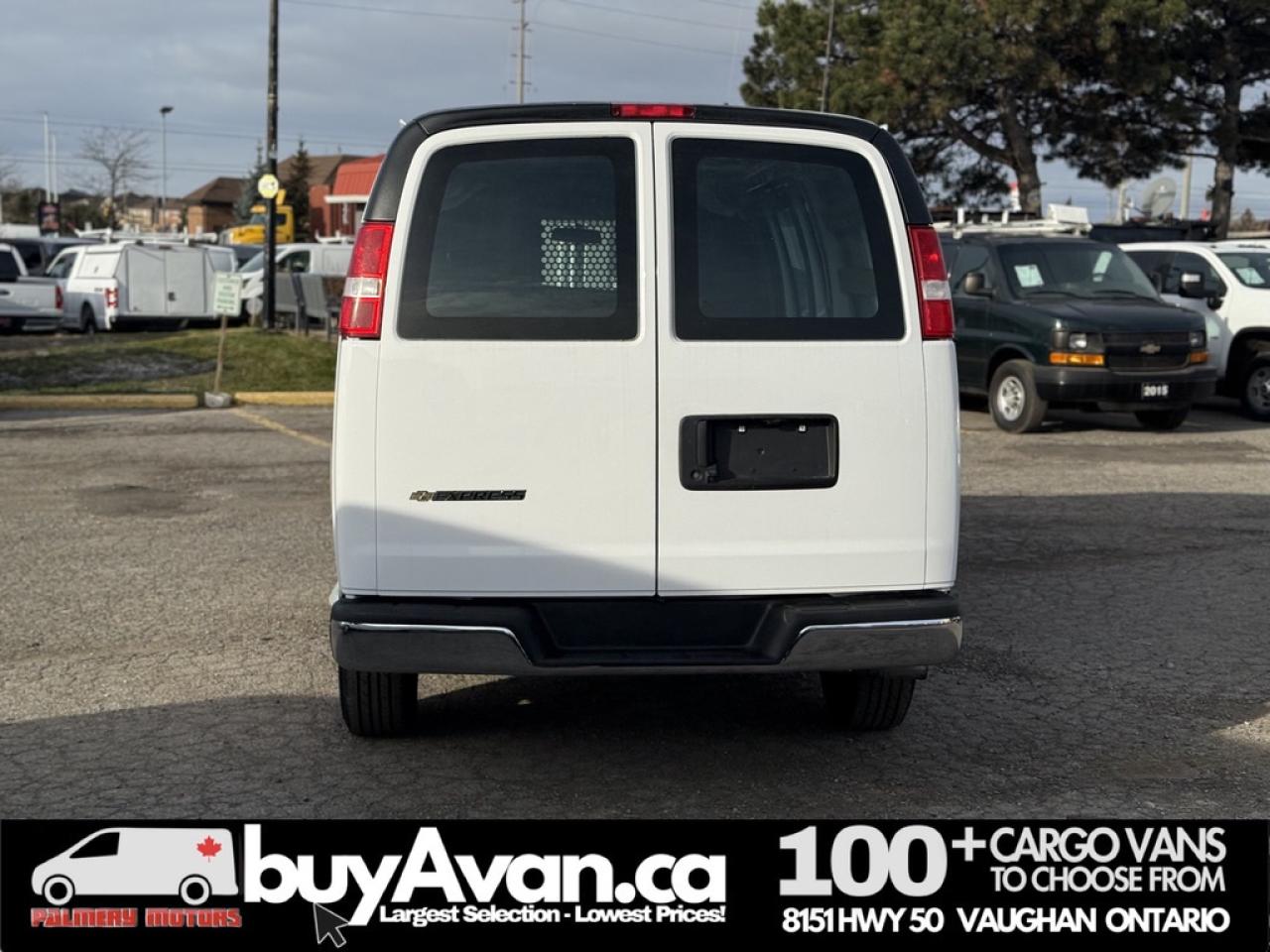 2024 GMC Savana Cargo Van 2500 + Divider Photo