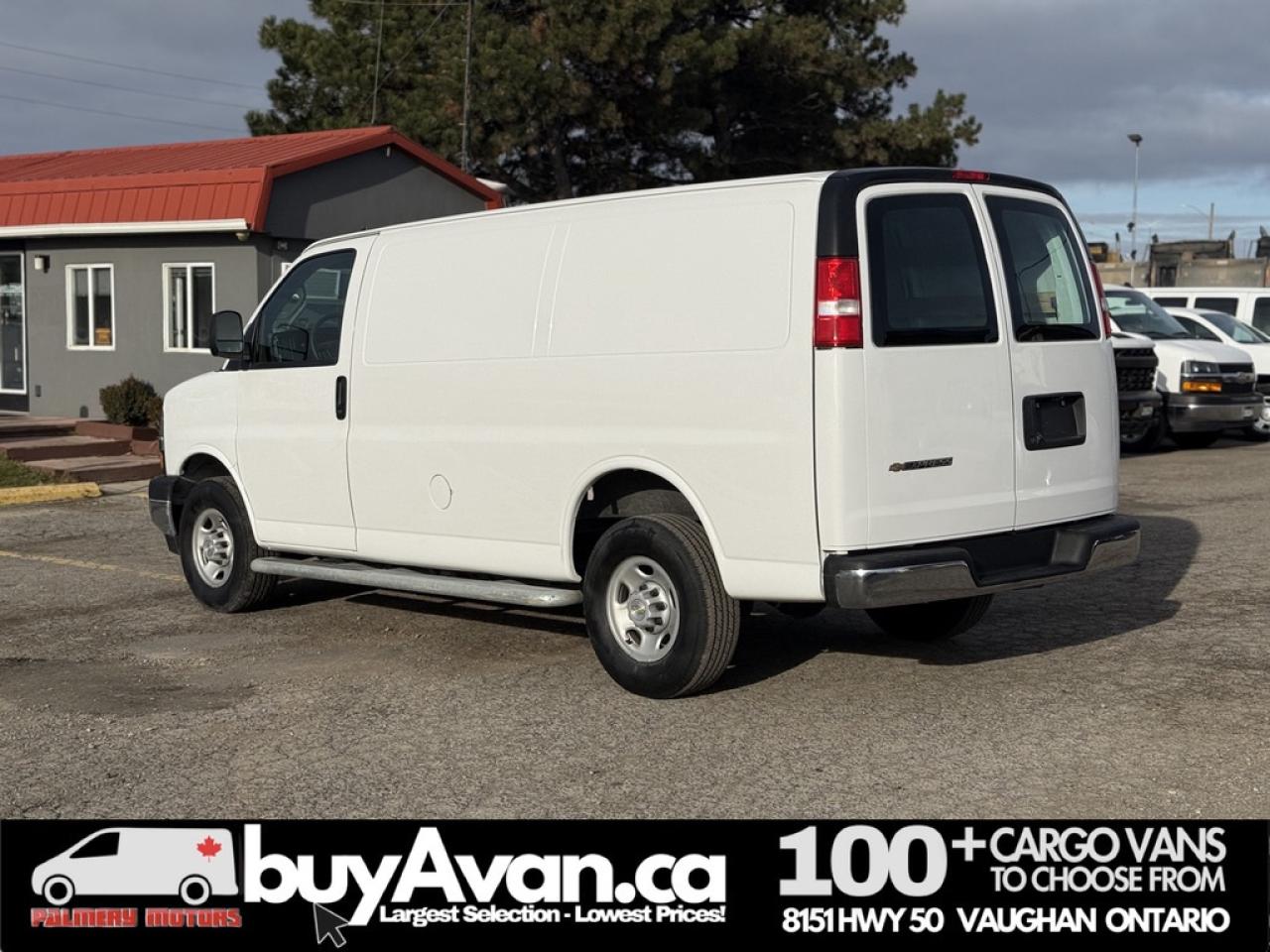 2024 GMC Savana Cargo Van 2500 + Divider Photo