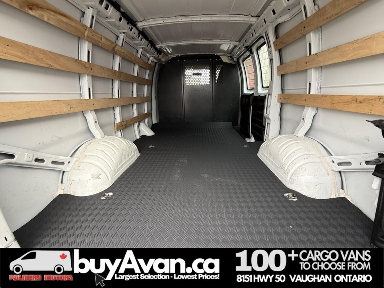 2024 GMC Savana Cargo Van 2500 + Divider Photo