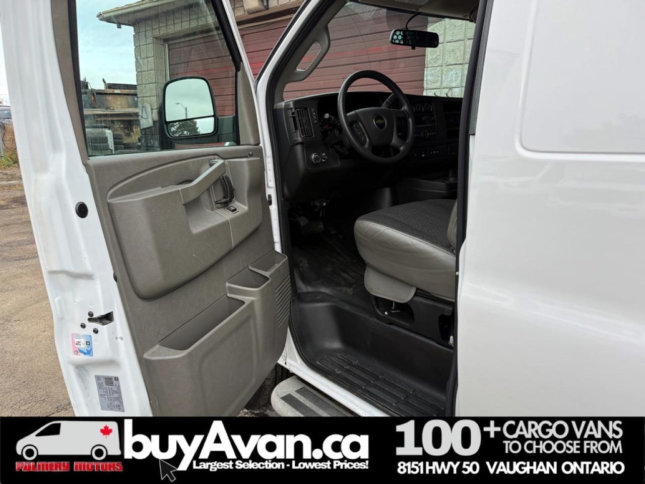 2024 GMC Savana Cargo Van 2500 + Divider Photo