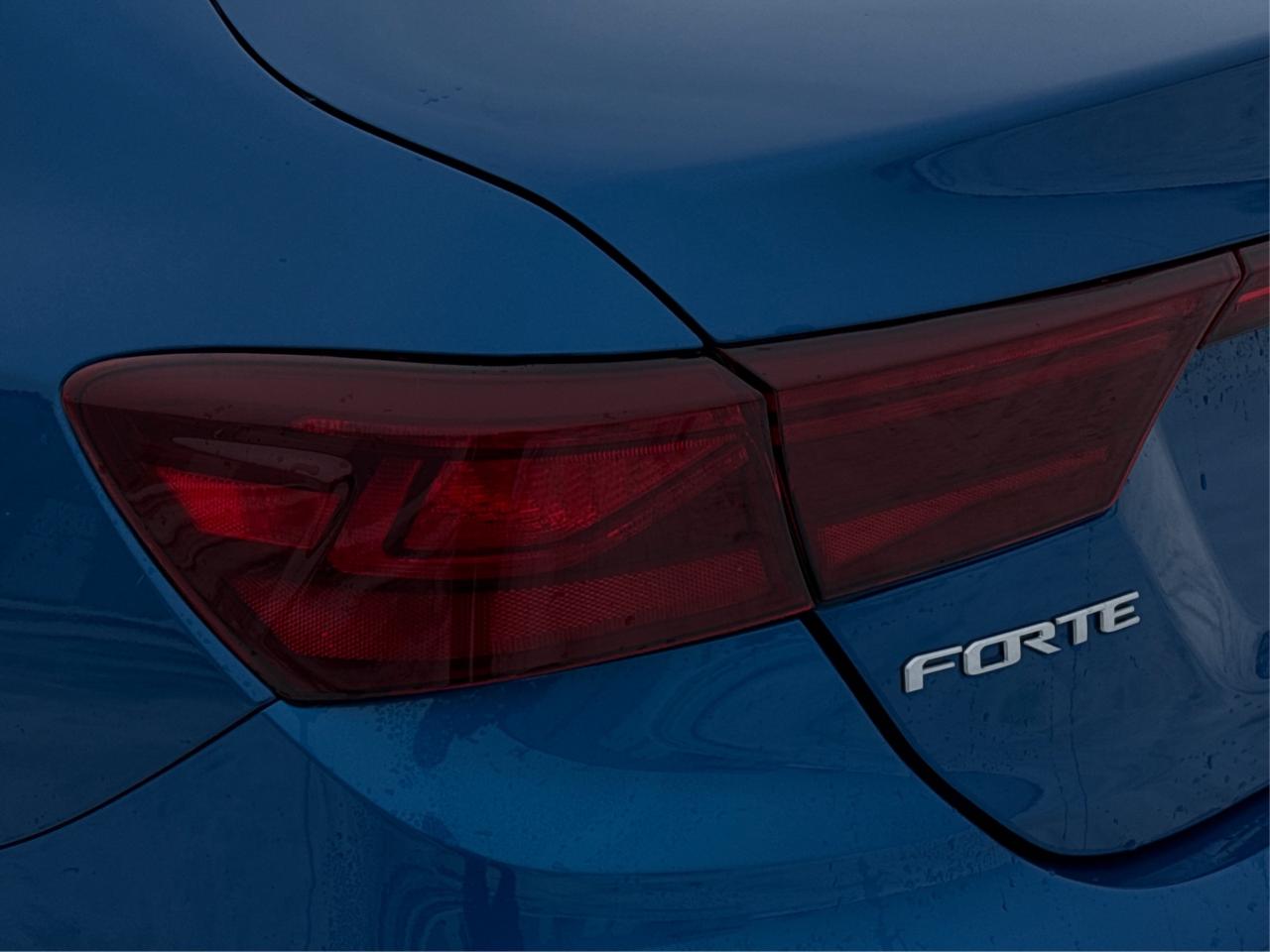 2022 Kia Forte EX HEATED SEATS CLEAN! WE FINANCE ALL CREDIT! Photo