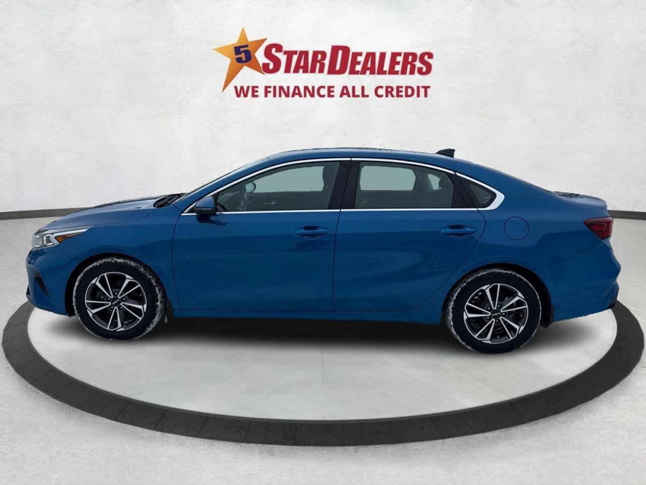 2022 Kia Forte EX HEATED SEATS CLEAN! WE FINANCE ALL CREDIT! Photo3