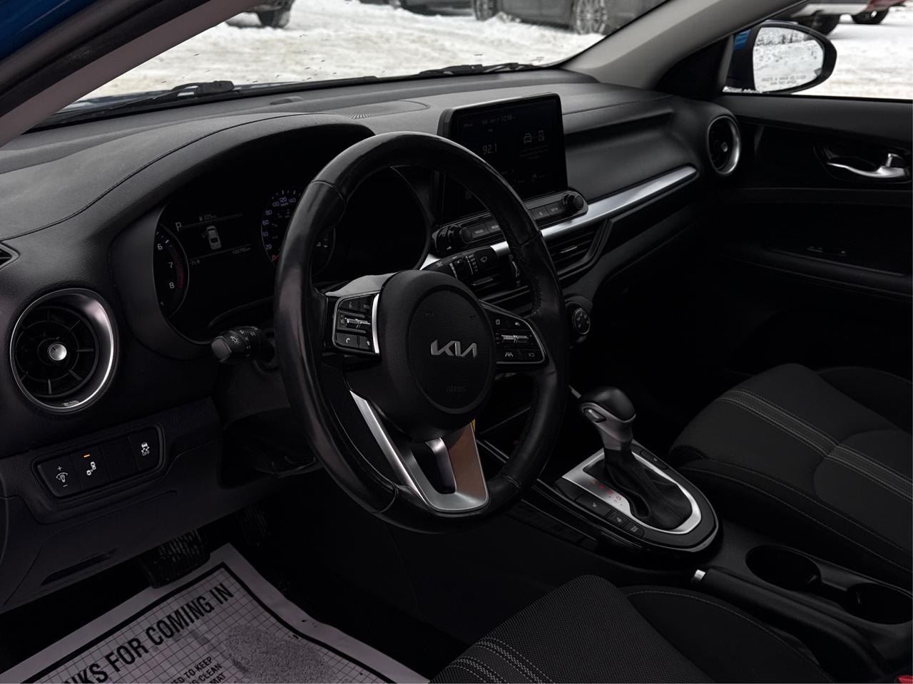 2022 Kia Forte EX HEATED SEATS CLEAN! WE FINANCE ALL CREDIT! Photo