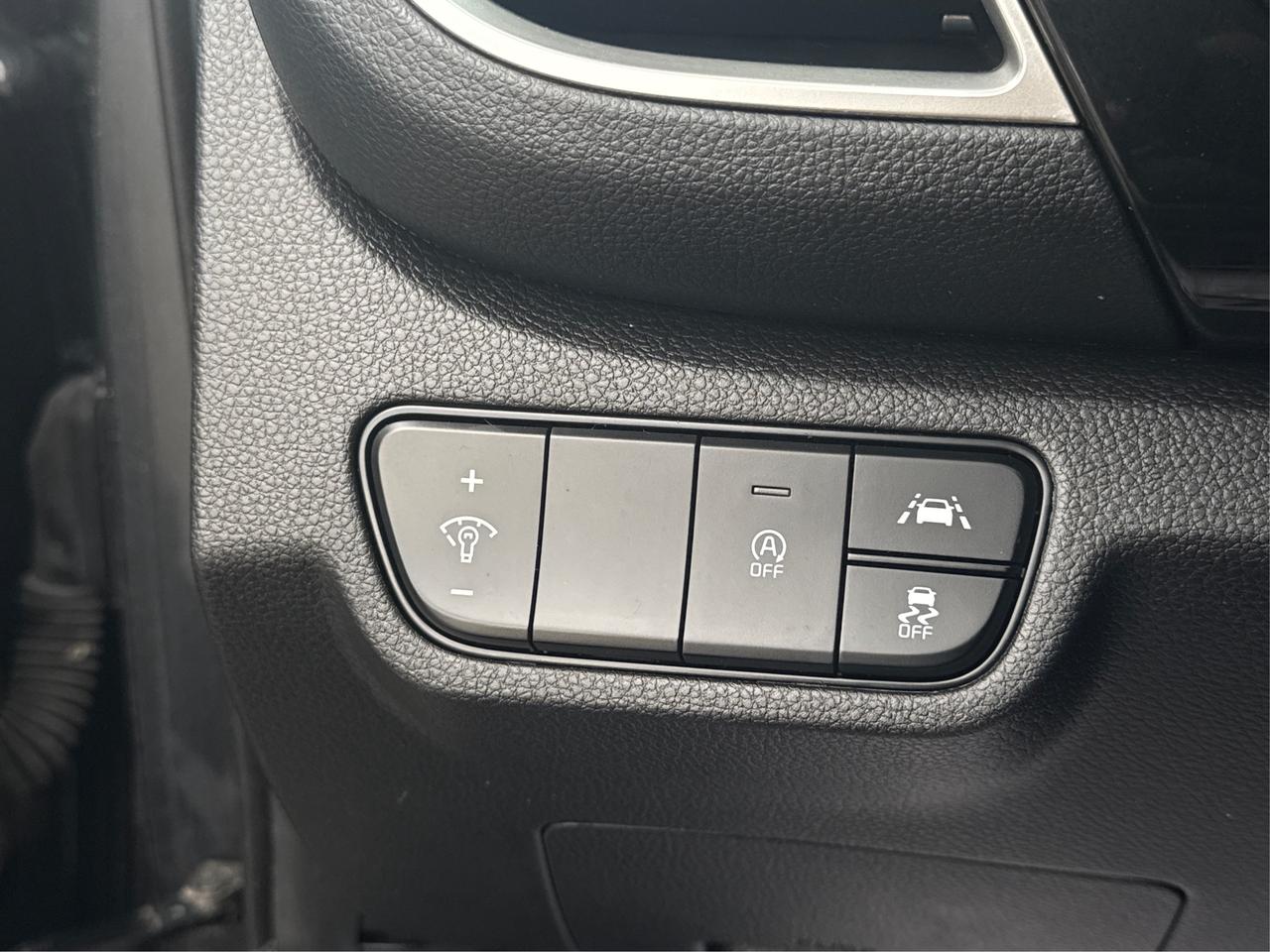 2022 Kia Seltos AWD LEATHER SUNROOF LOADED! WE FINANCE ALL CREDIT! Photo