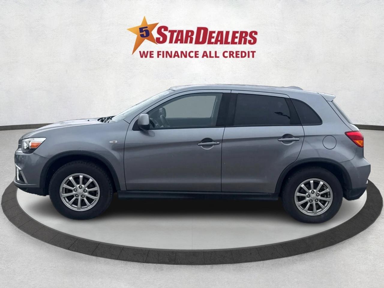 2018 Mitsubishi RVR AWD HEATED SEATS REAR CAM WE FINANCE ALL CREDIT Photo3