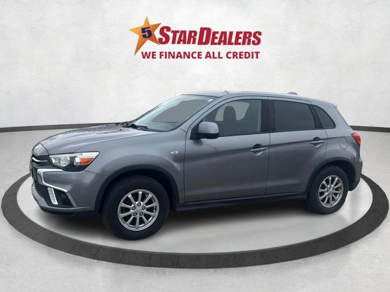 2018 Mitsubishi RVR AWD HEATED SEATS REAR CAM WE FINANCE ALL CREDIT Photo2