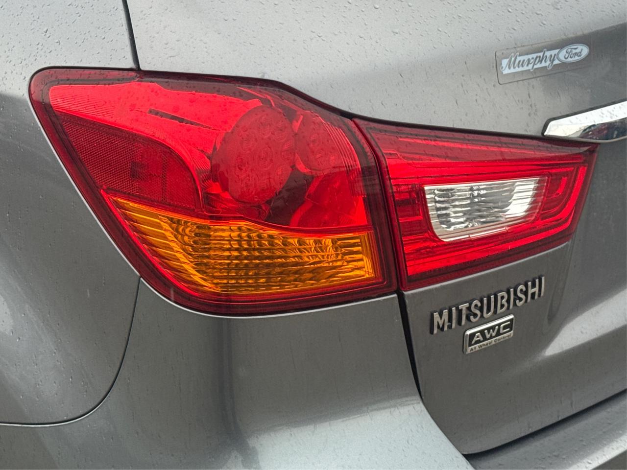 2018 Mitsubishi RVR AWD HEATED SEATS REAR CAM WE FINANCE ALL CREDIT Photo