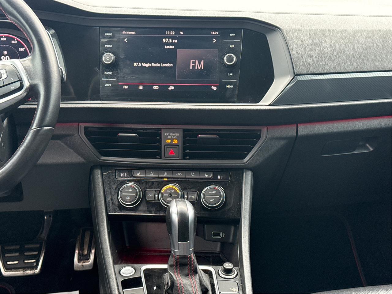 2019 Volkswagen Jetta NAV LEATHER SUNROOF LOADED! WE FINANCE ALL CREDIT Photo