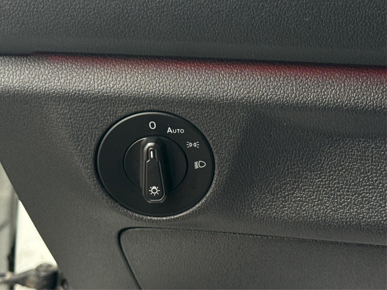 2019 Volkswagen Jetta NAV LEATHER SUNROOF LOADED! WE FINANCE ALL CREDIT Photo