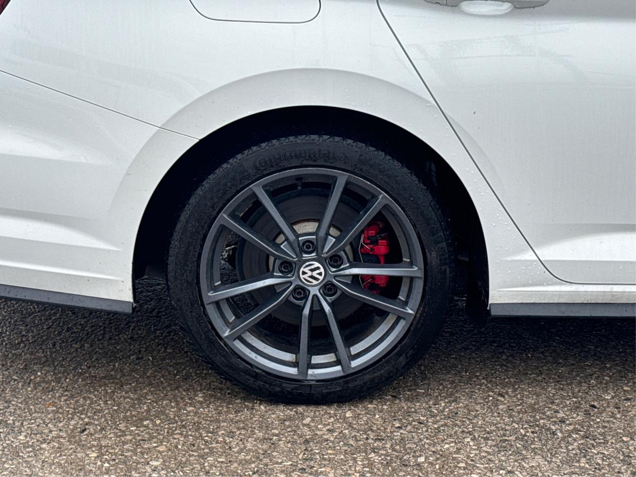 2019 Volkswagen Jetta NAV LEATHER SUNROOF LOADED! WE FINANCE ALL CREDIT Photo