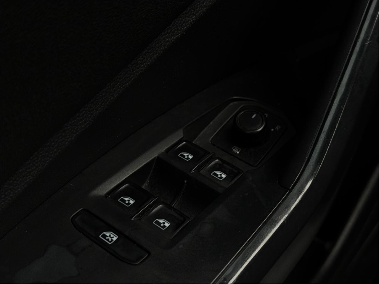 2019 Volkswagen Jetta NAV LEATHER SUNROOF LOADED! WE FINANCE ALL CREDIT Photo