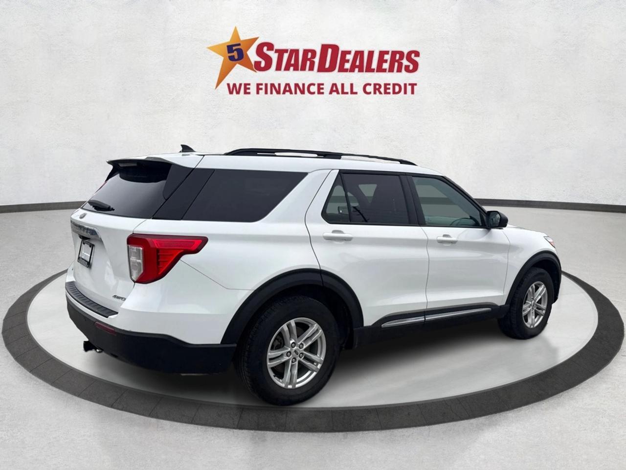 2023 Ford Explorer NAV SUNROOF HEATED SEATS! WE FINANCE ALL CREDIT! Photo