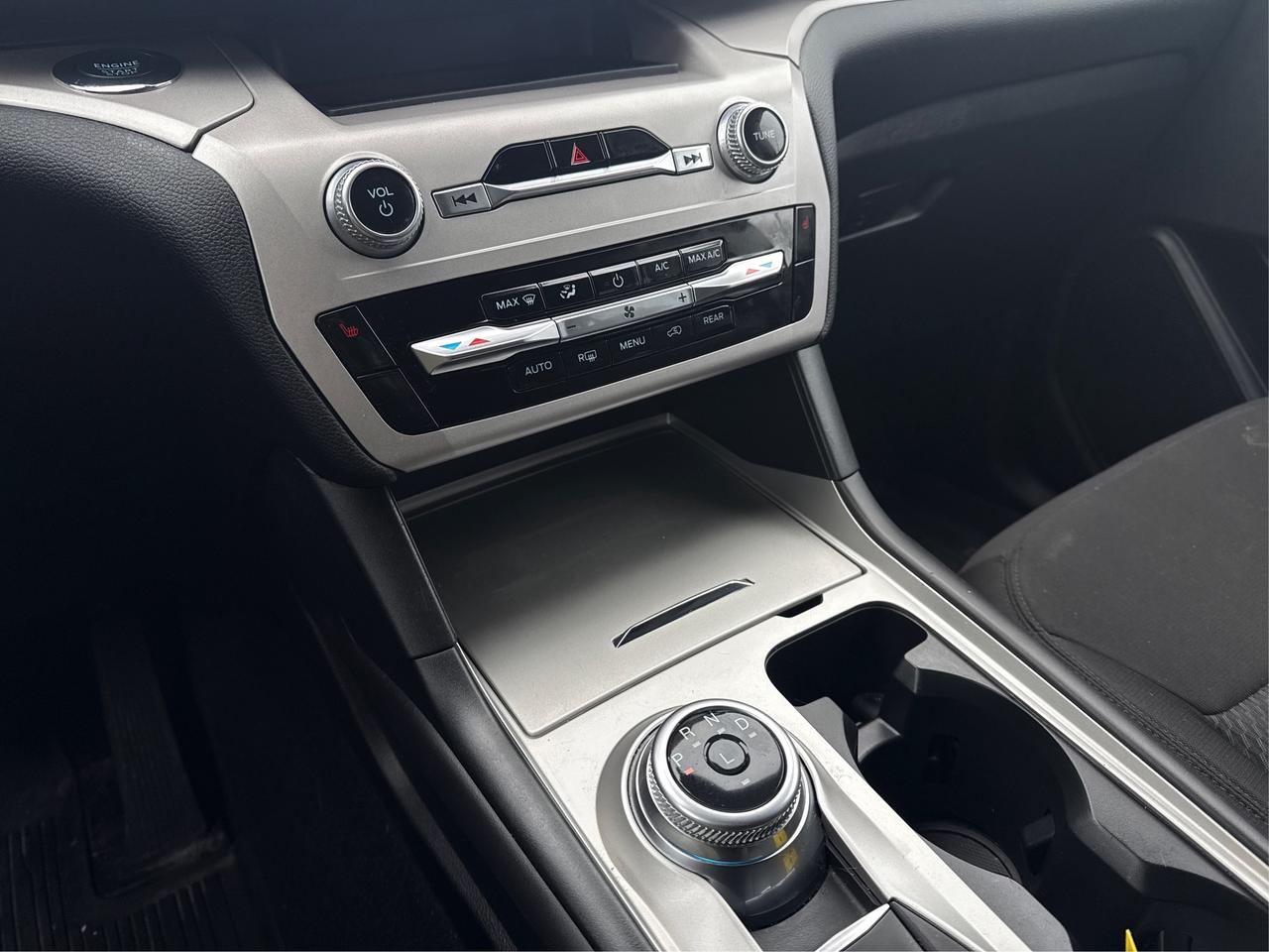 2023 Ford Explorer NAV SUNROOF HEATED SEATS! WE FINANCE ALL CREDIT! Photo