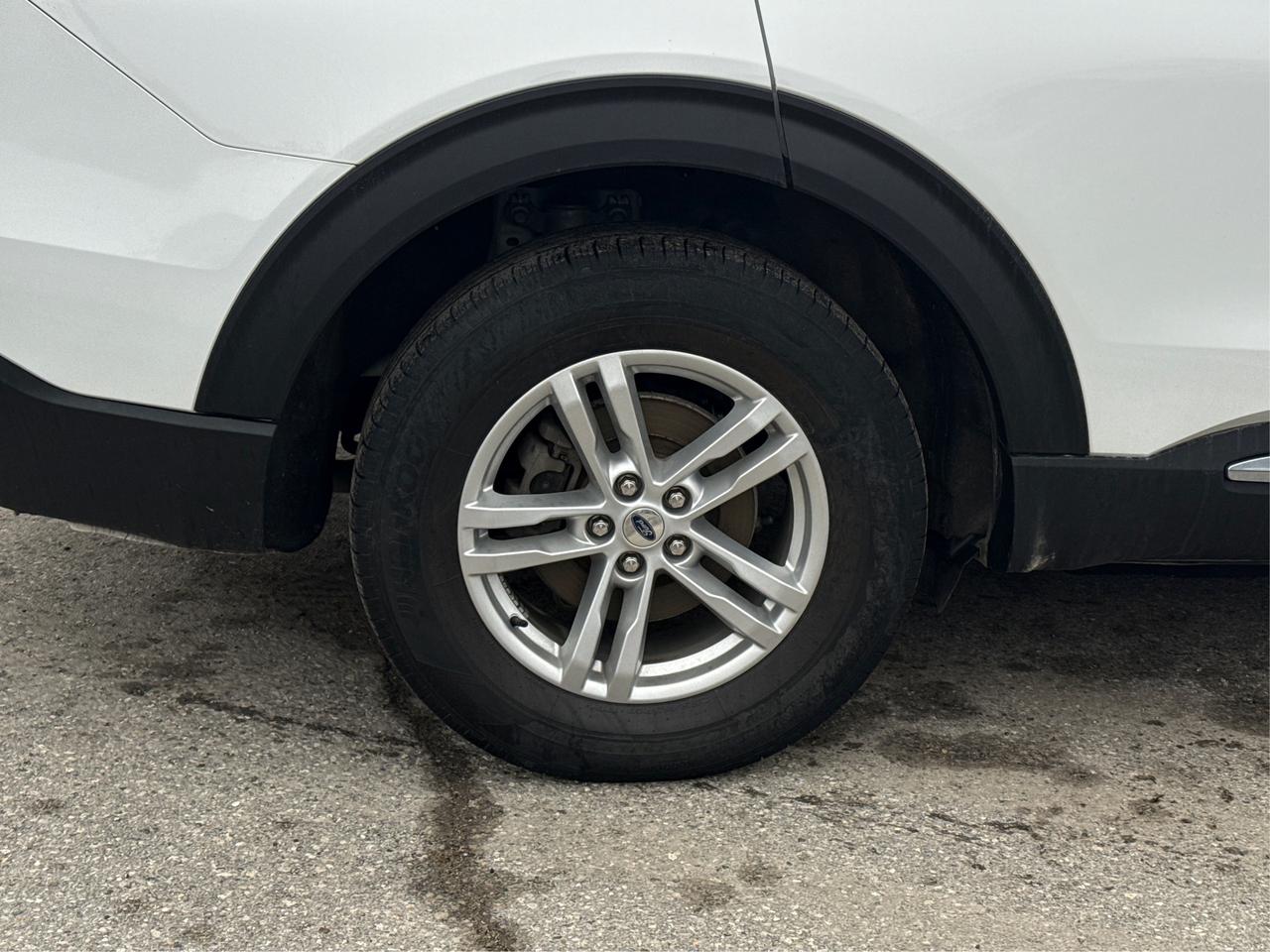 2023 Ford Explorer NAV SUNROOF HEATED SEATS! WE FINANCE ALL CREDIT! Photo